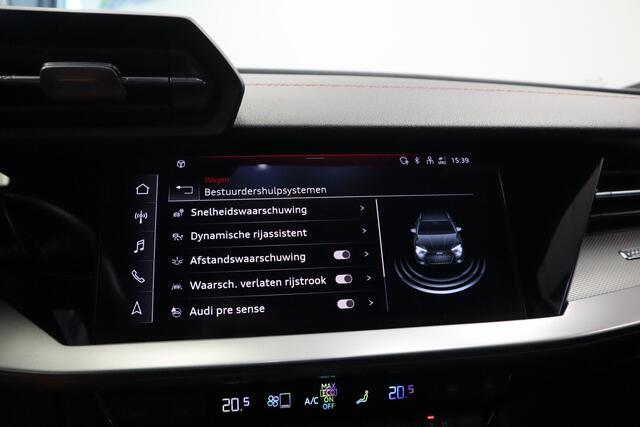 Audi A3 SPORTBACK 35 TFSI S edition 150PK Navigatie 17LMV volleder interieur Cruise Control parking ass.