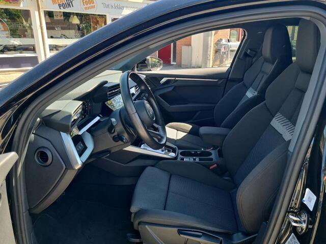 Audi A3 SPORTBACK 30 TFSI Business edition