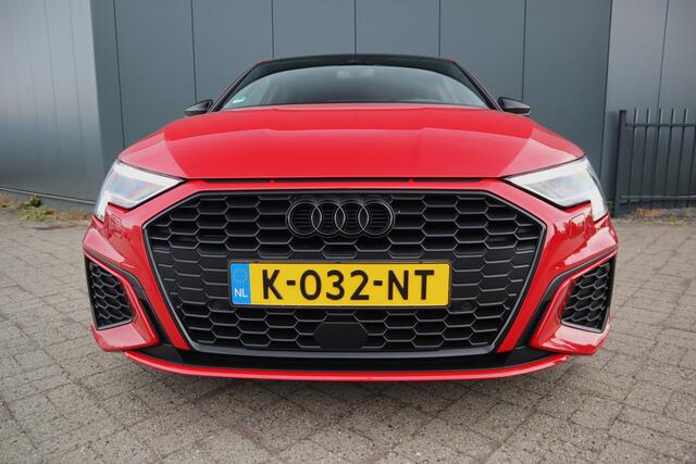 Audi A3 SPORTBACK 35 TFSI S-Line edition one Panoramadak Matrix Led Virtual Cockpit Head-up Display B&O