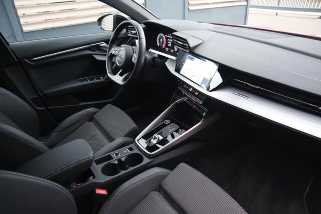 Audi A3 SPORTBACK 35 TFSI S-Line edition one Panoramadak Matrix Led Virtual Cockpit Head-up Display B&O
