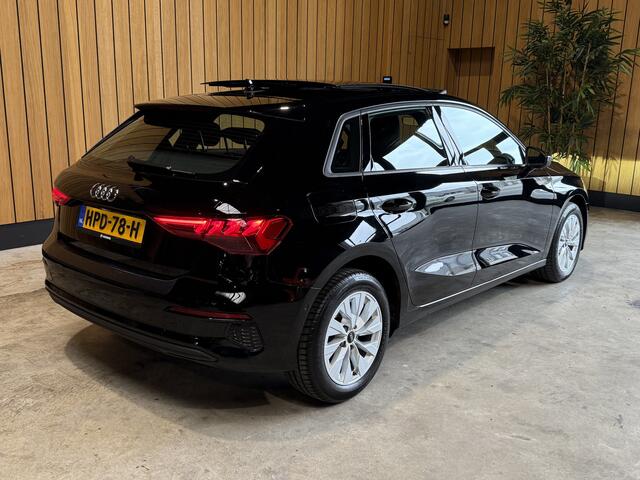 Audi A3 SPORTBACK 40 TFSI e Business edition S-Line. 204 PK. Panoramadak. 35000 km BTW