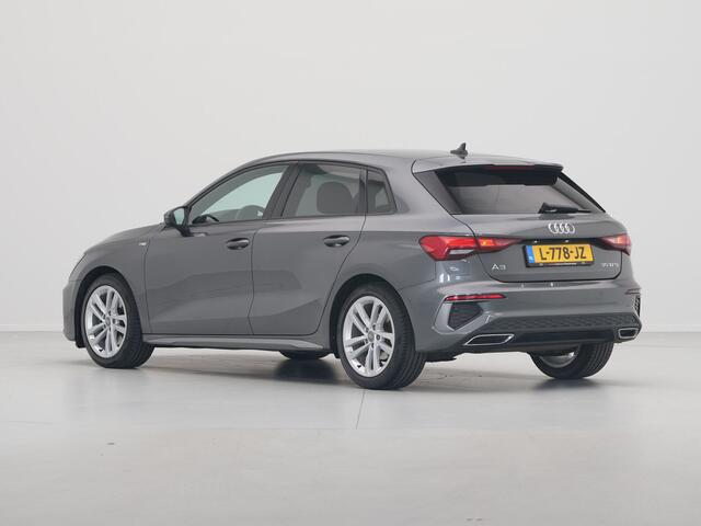 Audi A3 SPORTBACK 35 TFSI 150pk S-Tronic S-Line edition Stoelverwarming Pdc Acc Navigatie Carplay Elek. Stoelen