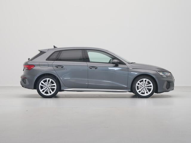 Audi A3 SPORTBACK 35 TFSI 150pk S-Tronic S-Line edition Stoelverwarming Pdc Acc Navigatie Carplay Elek. Stoelen