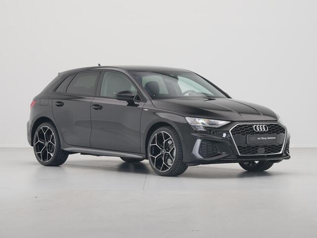 Audi A3 SPORTBACK 40 TFSI e S-line Navigatie PDC DAB Virtual Cockpit 19 inch velgen