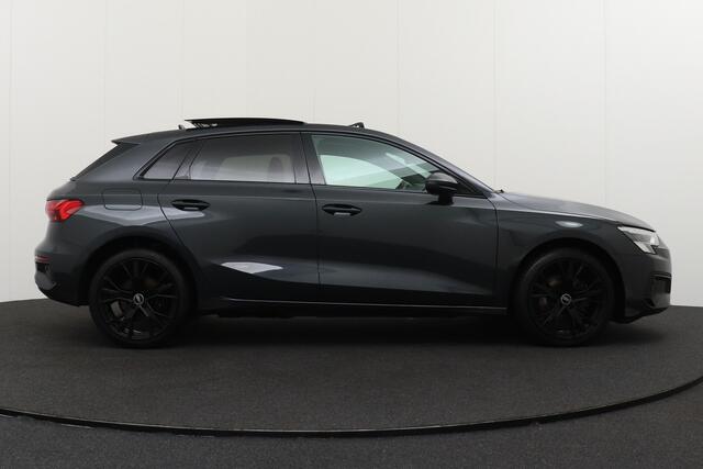 Audi A3 SPORTBACK 40 TFSI e Sport RS3-Sportstoelen Pano-dak Leder Stoelverw.