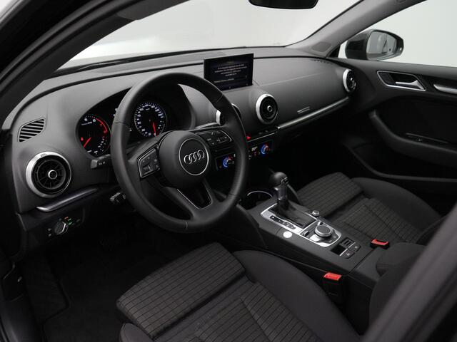 Audi A3 SPORTBACK Design Pro Line Plus 35 TFSI 150 pk S-tronic | LED koplampen | Stoelverwarming | Parkeersensoren | Cruise Control | 16 inch