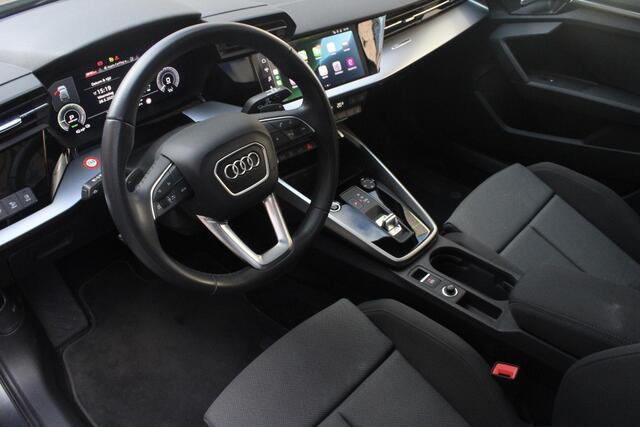 Audi A3 SPORTBACK 45 TFSI e S ed. Comp. PANO | ACC| S-line | Park Ass. | Dode hoek | Stoel VW