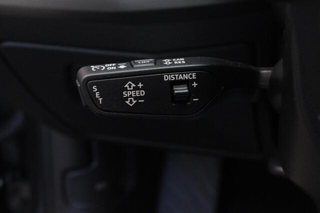 Audi A3 SPORTBACK 45 TFSI e S ed. Comp. PANO | ACC| S-line | Park Ass. | Dode hoek | Stoel VW