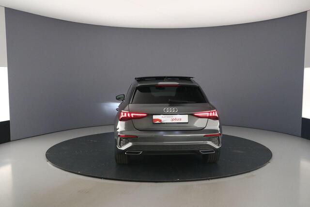 Audi A3 SPORTBACK 40 TFSI e Edition | Pano | Trekhaak | ACC | Virtual cockpit | Led | Audi Sound | Sportstoelen | S Line | Alcantara
