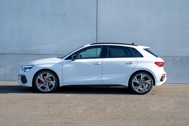 Audi A3 SPORTBACK 35 TFSI S Line 2 x S-Line | Leer | 19" LMV | B&O