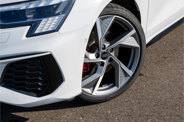 Audi A3 SPORTBACK 35 TFSI S Line 2 x S-Line | Leer | 19" LMV | B&O