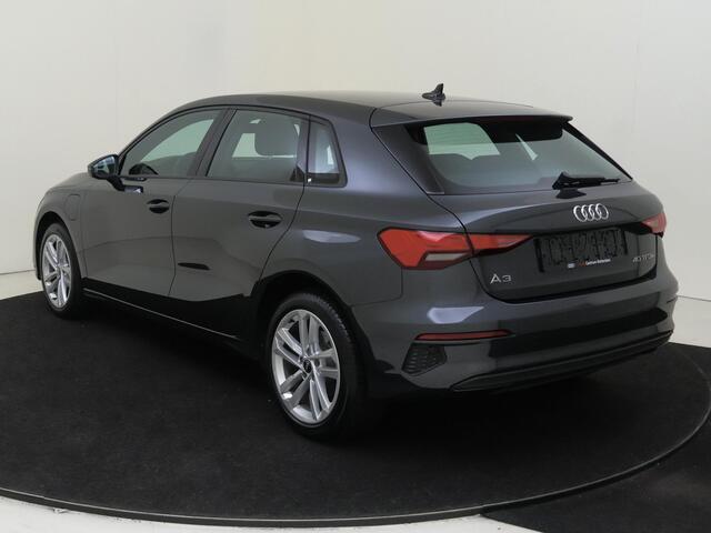 Audi A3 SPORTBACK 40 TFSI e Edition | Trekhaak | Stoelverwarming | Keyless | Navigatie Plus | Virtual cockpit Plus | CarPlay | Cruise control |