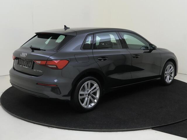 Audi A3 SPORTBACK 40 TFSI e Edition | Trekhaak | Stoelverwarming | Keyless | Navigatie Plus | Virtual cockpit Plus | CarPlay | Cruise control |