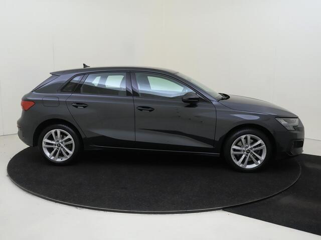 Audi A3 SPORTBACK 40 TFSI e Edition | Trekhaak | Stoelverwarming | Keyless | Navigatie Plus | Virtual cockpit Plus | CarPlay | Cruise control |