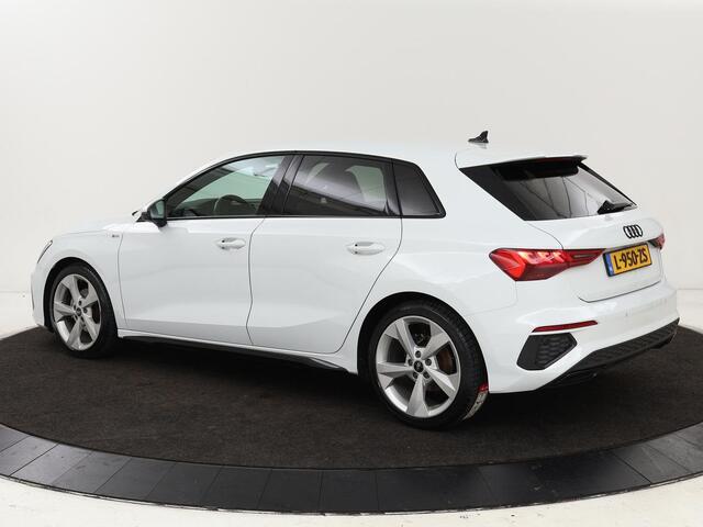 Audi A3 SPORTBACK 30 TFSI S edition | Carplay | Full LED | Virtual Cockpit | Sportstoelen | Half leder | Getint glas | Climate control | Cruise control
