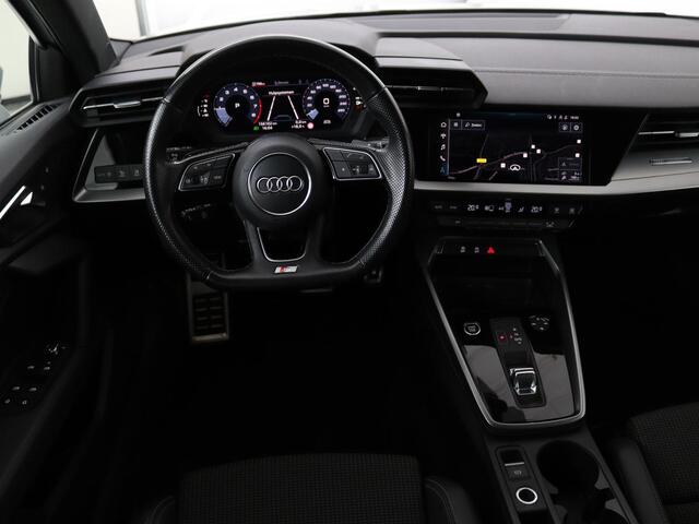 Audi A3 SPORTBACK 30 TFSI S edition | Carplay | Full LED | Virtual Cockpit | Sportstoelen | Half leder | Getint glas | Climate control | Cruise control