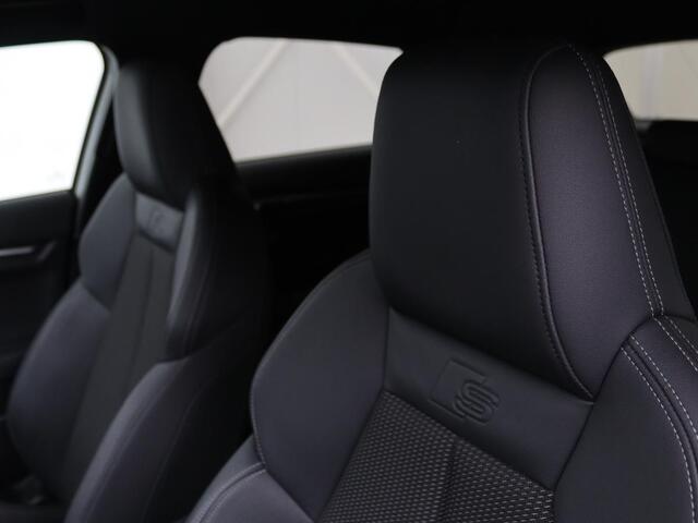 Audi A3 SPORTBACK 30 TFSI S edition | Carplay | Full LED | Virtual Cockpit | Sportstoelen | Half leder | Getint glas | Climate control | Cruise control