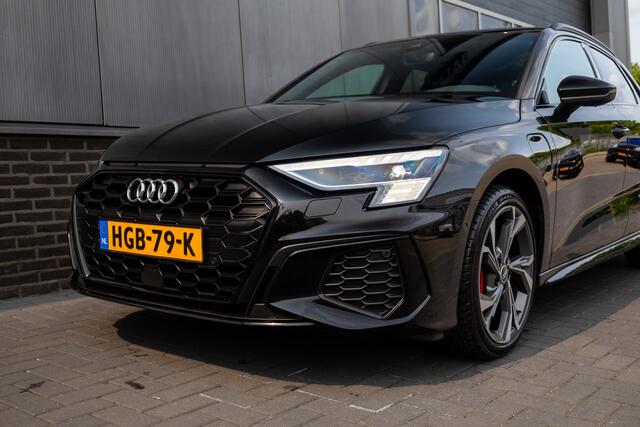 Audi A3 SPORTBACK 45 TFSI e 245 pk S-Edition Competition / Facelift/ Matrix-Led/ Sport-Stoelen/ Stoel.Verw/ Keyless/ Camera/ Black-Optiek/ 18'' LMV