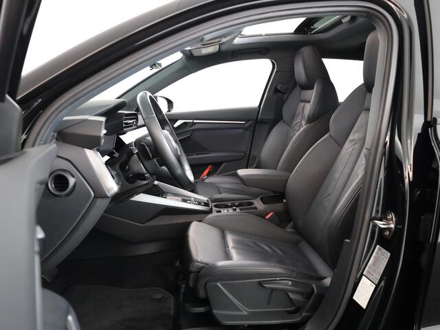 Audi A3 SPORTBACK 30 TFSI Advanced edition 110 pk S-tronic | Navigatie | Panoramadak | Parkeersensoren achter | Lederen bekleding | LED koplampen |