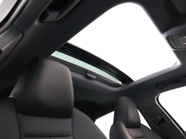 Audi A3 SPORTBACK 30 TFSI Advanced edition 110 pk S-tronic | Navigatie | Panoramadak | Parkeersensoren achter | Lederen bekleding | LED koplampen |