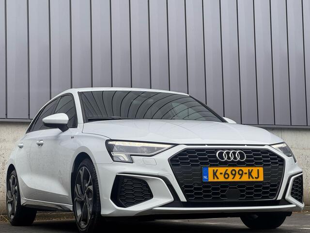 Audi A3 SPORTBACK 30 TFSI Automaat 3X S-Line *NL-AUTO*