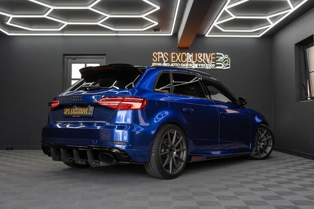 Audi A3 SPORTBACK 2.5 TFSI RS 3 quattro / 875pk / gebouwde DAZA / Keramisch / NL&1e eig / B&O / KWV3 / WMI / Nardo / Titanium exhaust / Virtual cockpit