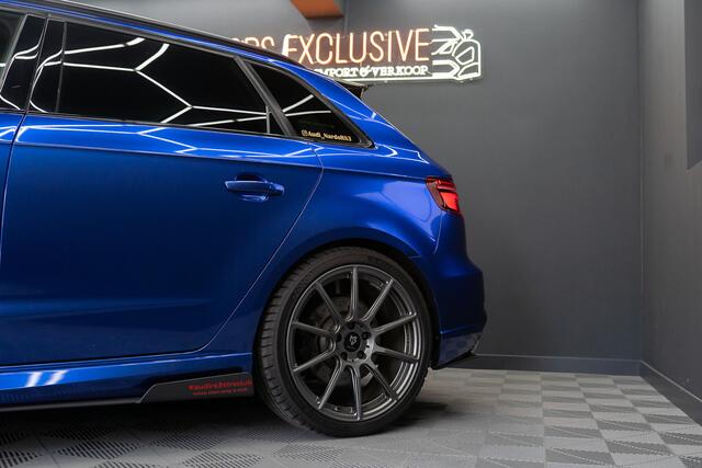 Audi A3 SPORTBACK 2.5 TFSI RS 3 quattro / 875pk / gebouwde DAZA / Keramisch / NL&1e eig / B&O / KWV3 / WMI / Nardo / Titanium exhaust / Virtual cockpit