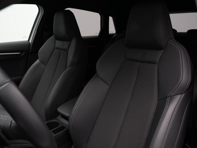 Audi A3 SPORTBACK 40 TFSI e 204 pk S-tronic Advanced edition / S-Line | Trekhaak | Elektr. verstelbare stoelen | Achteruitrijcamera | Navigatie
