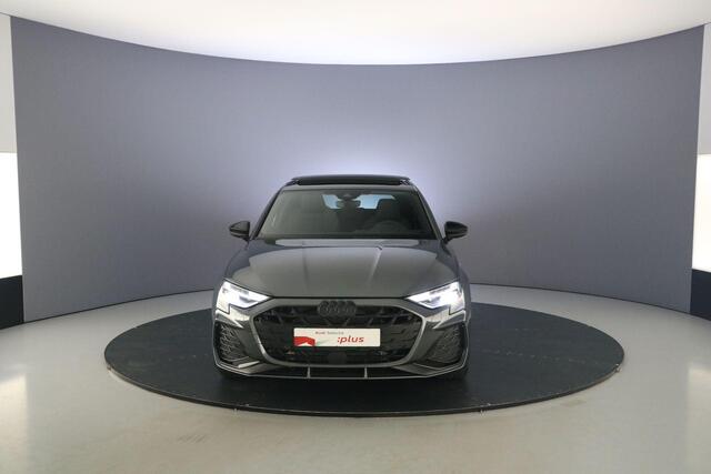 Audi A3 SPORTBACK 45 TFSI e S edition Competition | Pano | Headup | Sonos | ACC | Led | Virtual cockpit | Ambient lighting | Camera |