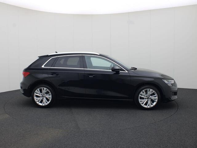 Audi A3 SPORTBACK 40 TFSIe 204PK · Apple Car Play · Navigatie · Stoelverwarming · Keyless · Drive select