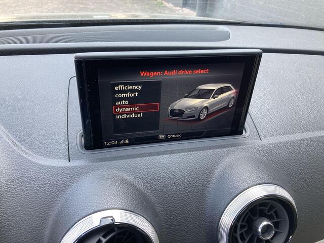 Audi A3 SPORTBACK 35 TFSI/150PK CoD Advance · Leder · Navigatie · Drive select