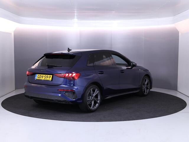 Audi A3 SPORTBACK 30 TFSI S edition 110PK S-Tronic (Automaat) | Verlengde garantie | Navigatie | 18"LM velgen | Privacy glas |