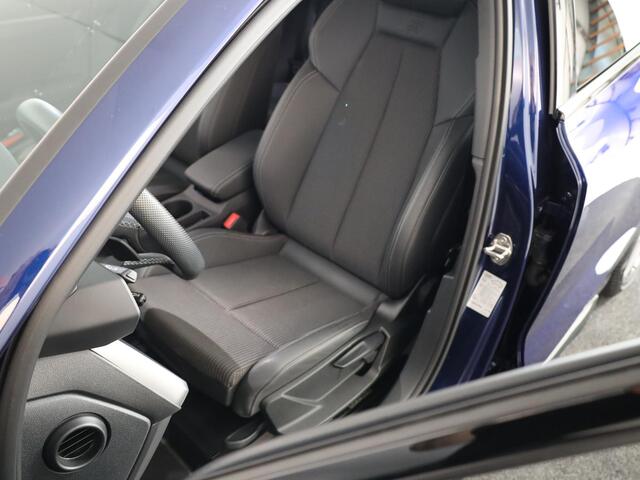 Audi A3 SPORTBACK 30 TFSI S edition 110PK S-Tronic (Automaat) | Verlengde garantie | Navigatie | 18"LM velgen | Privacy glas |