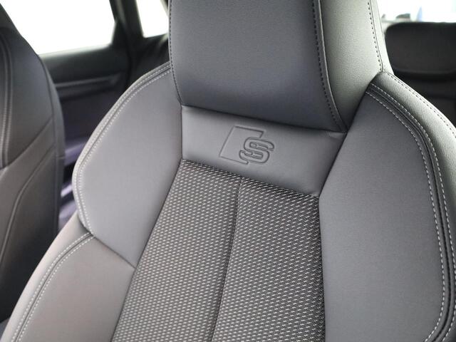 Audi A3 SPORTBACK 30 TFSI S edition 110PK S-Tronic (Automaat) | Verlengde garantie | Navigatie | 18"LM velgen | Privacy glas |
