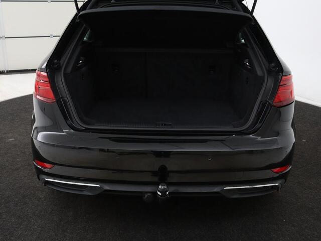 Audi A3 SPORTBACK 1.4 e-tron Lease Edition | Panoramadak | Trekhaak | Cruise control | Digitaal cockpit | LMV 18 inch | LED | S-line | Keyless go | PDC
