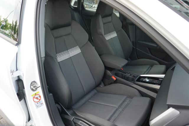 Audi A3 SPORTBACK 35 TFSI Pro Line 150 PK | Apple Carplay | Climate control | Stoelverwarming