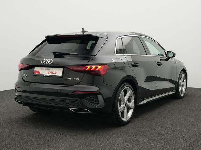 Audi A3 SPORTBACK 35 TFSI 150 pk S-tronic S edition / S-Line | Navigatie | Stoelverwarming | Adaptive Cruise