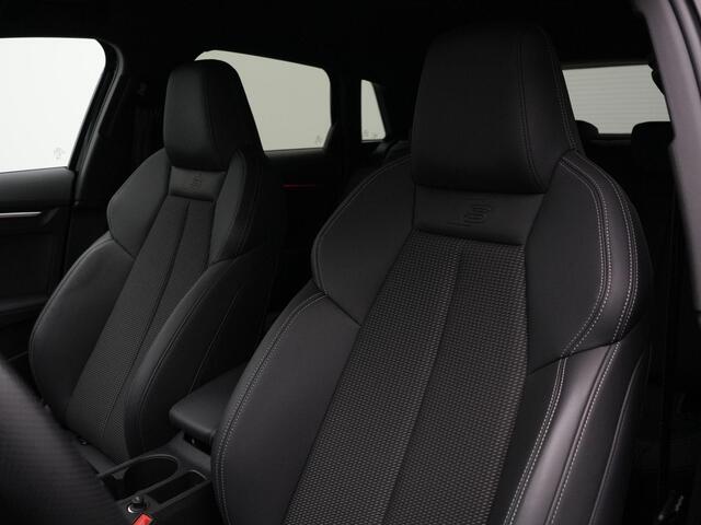 Audi A3 SPORTBACK 35 TFSI 150 pk S-tronic S edition / S-Line | Navigatie | Stoelverwarming | Adaptive Cruise