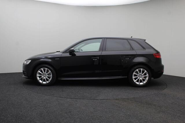 Audi A3 SPORTBACK 1.4 e-tron 2017 | Goed Onderhouden | Stoelverwarming | Navigatie | Climate Control | Cruise Control | Spraak Bediening | 2 Sleutels | Boekjes | Stuurwiel Bediening | Onderhoudshistorie