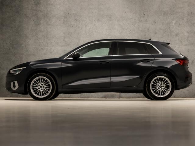 Audi A3 SPORTBACK 30 TFSI Sportline Automaat (APPLE CARPLAY, GROOT NAVI, CAMERA, ADAPTIVE CRUISE, SPORTSTOELEN, GETINT GLAS, MATRIX LED, NIEUWE APK, NIEUWSTAAT)