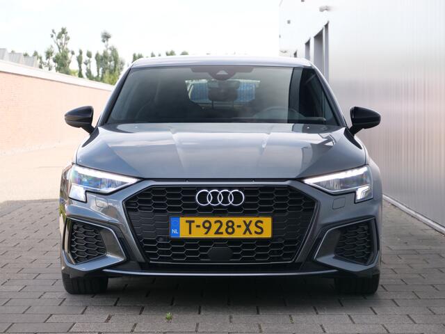 Audi A3 SPORTBACK 30TFSI 110pk S edition Automaat S-Line / Navigatie / Adaptive cruise