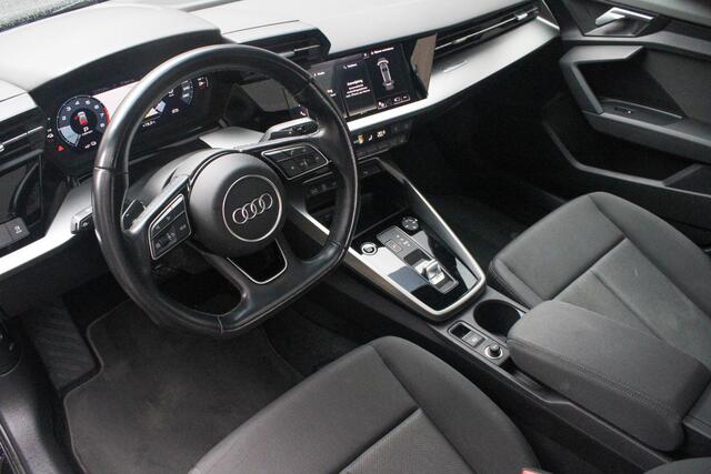 Audi A3 SPORTBACK 40 TFSI e Edition PANO| StoelVW | Keyless | Camera