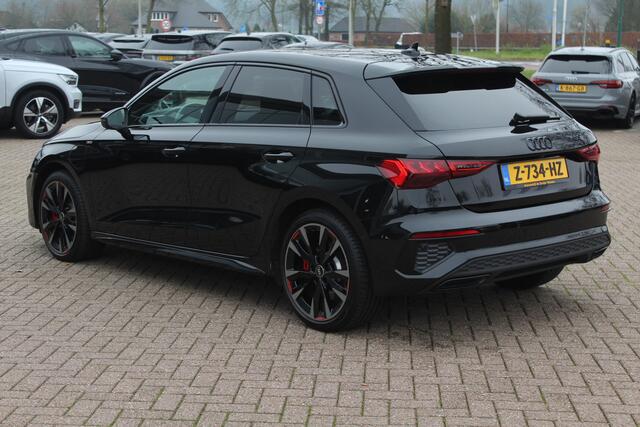 Audi A3 SPORTBACK 45 TFSI e S edition Competition / Camera / Leder / B&O / ACC / Keyless / 18'' / Navigatie / Stoelverwarming