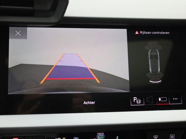 Audi A3 SPORTBACK 45 TFSIe 200kW/272PK S Line Competition · Panoramadak · Camera + Parkeersensoren · Sonos sound · Garantie tot april 2027