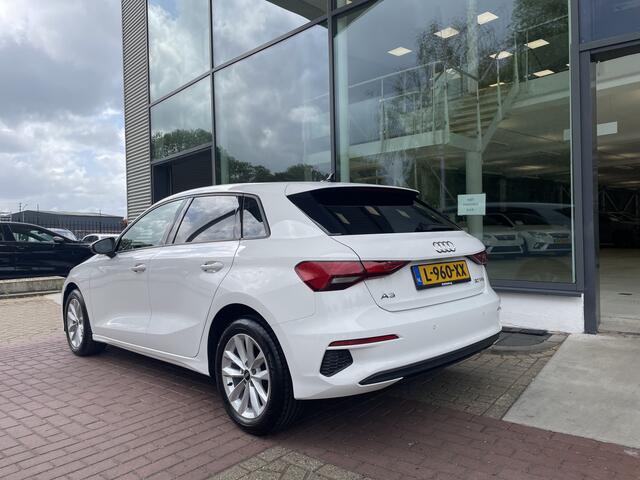Audi A3 SPORTBACK 30 TFSI Pro Line / Parkeersensoren achter / Led verlichting / Cruise control / Carplay