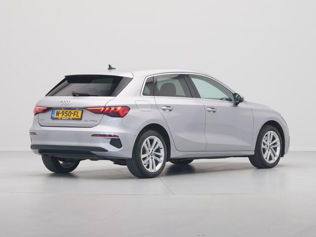 Audi A3 SPORTBACK 40 TFSI e Edition Navigatie Stoelverwarming Side assist Elek. kofferklep Carplay