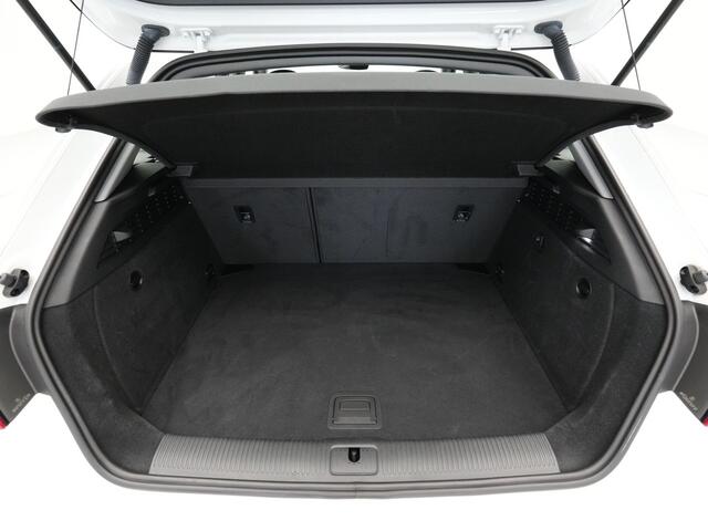 Audi A3 SPORTBACK 1.0 TFSI 115pk Sport Lease Edition Navigatie Pdc Led Auto hold 6