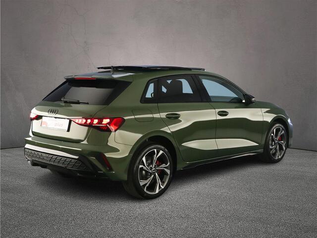 Audi A3 SPORTBACK 45 TFSI e S Edition 272pk | Pano | Head Up | Sonos | Alcantara | Camera | Optiek Zwart | 18 inch | S Line | Sfeerverlichting | Adapt. Cruise