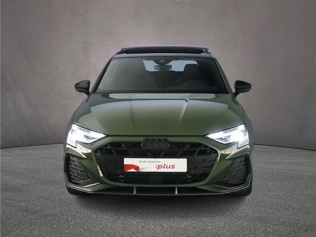 Audi A3 SPORTBACK 45 TFSI e S Edition 272pk | Pano | Head Up | Sonos | Alcantara | Camera | Optiek Zwart | 18 inch | S Line | Sfeerverlichting | Adapt. Cruise