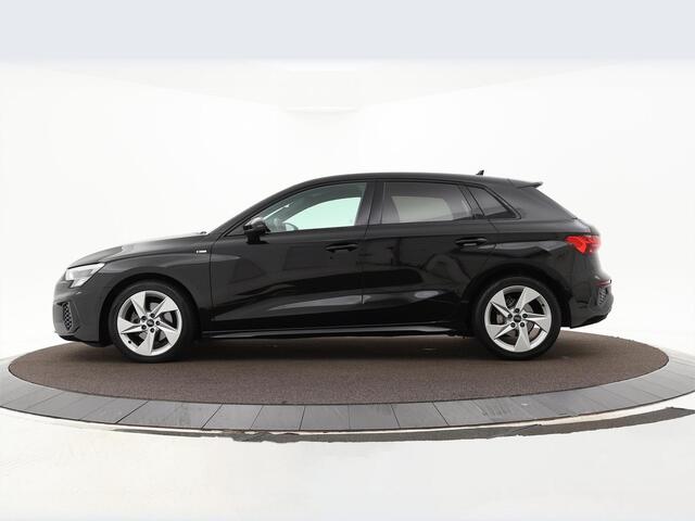 Audi A3 SPORTBACK 30 TFSI S edition · Apple/Android Car Play · Navi · Camera · P-Sensoren · Park Assist · 17'' Inch · Garantie t/m 18-10-2027 of 100.000km